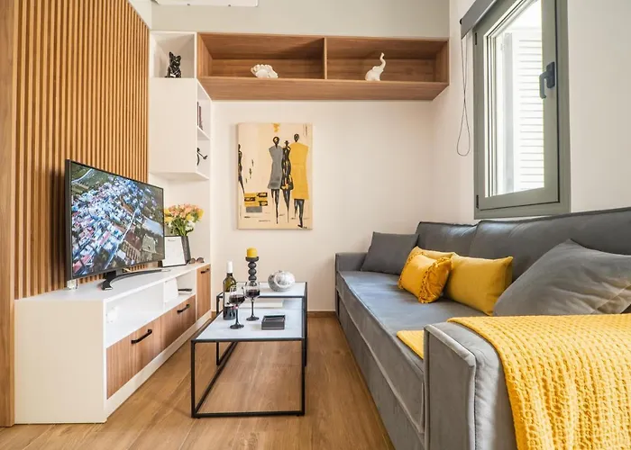 Antigone's Lux 10mins Walk To Beach, Old Town, Chania (Crete)