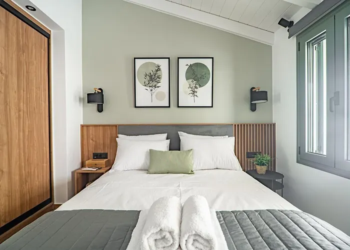 Antigone's Lux 10mins Walk To Beach, Old Town, Vakantiehuis *